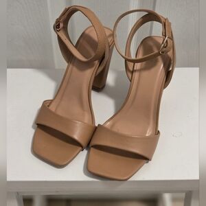 (5/$25) A new day Tan Block Heels Size 7.5
